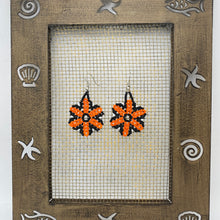 Load image into Gallery viewer, Hanging orange black flower earrings
