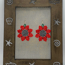 Cargar imagen en el visor de la galería, Hanging red flower earrings
