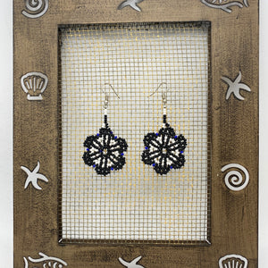 Hanging black and white flower earrings