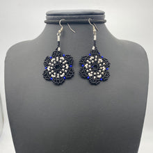 Load image into Gallery viewer, Hanging black and white flower earrings
