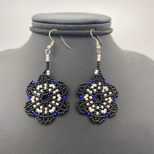 Load image into Gallery viewer, Hanging black and white flower earrings
