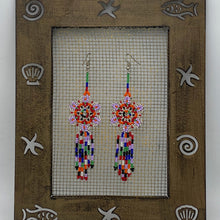 Cargar imagen en el visor de la galería, Colorful flower power earrings
